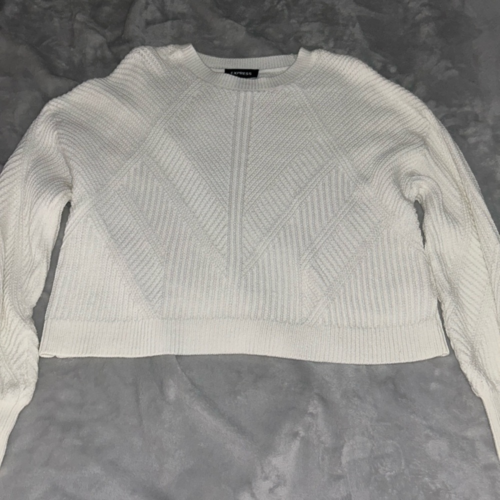 Express,Size:M,White